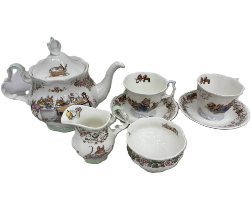世田谷区 ブランド食器買取】ROYAL DOULTON ティーセットをお買取しま